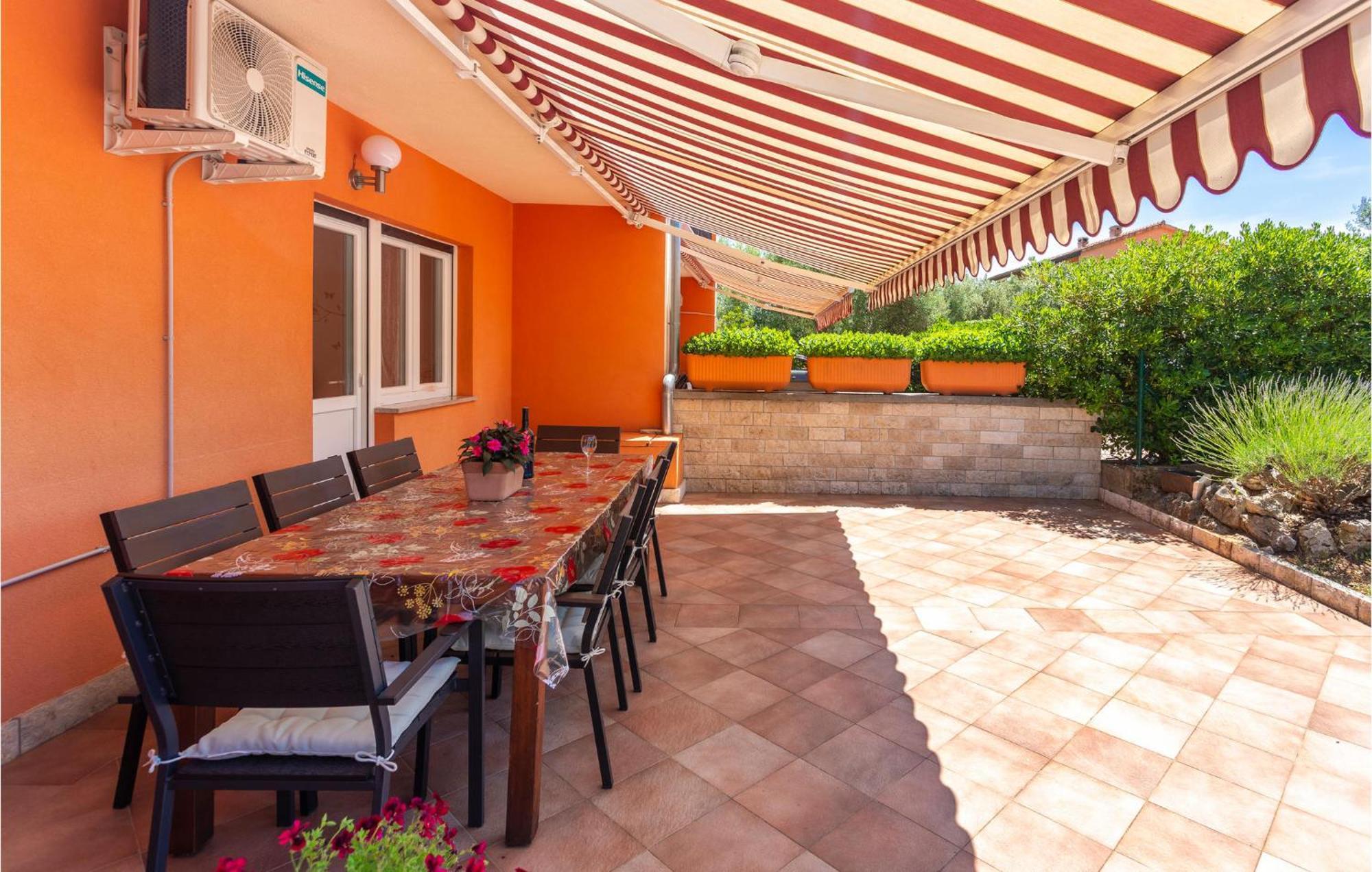 Nice Home In Risika With House Sea View エクステリア 写真